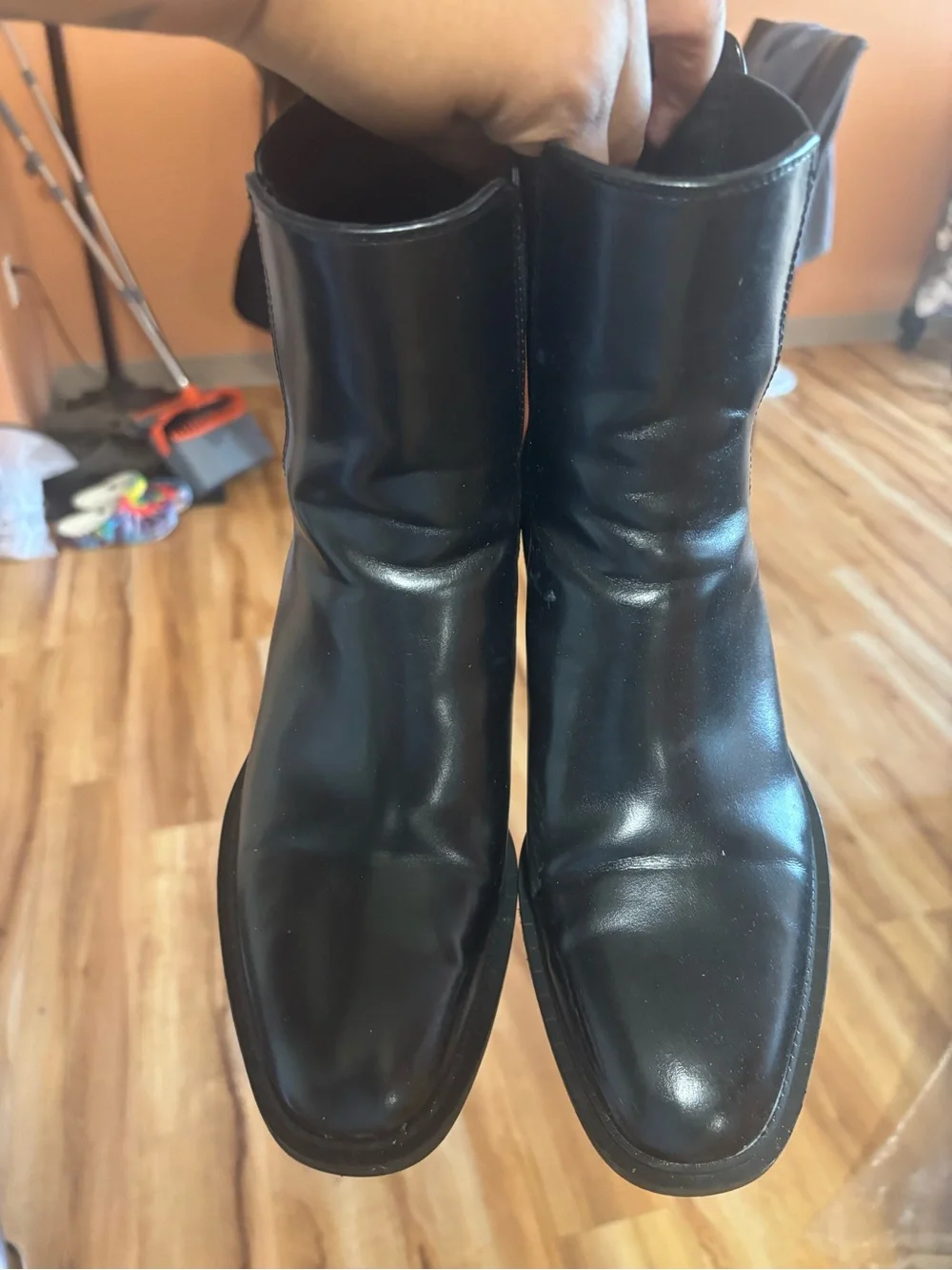 Zara women’s  Chelsea Boots